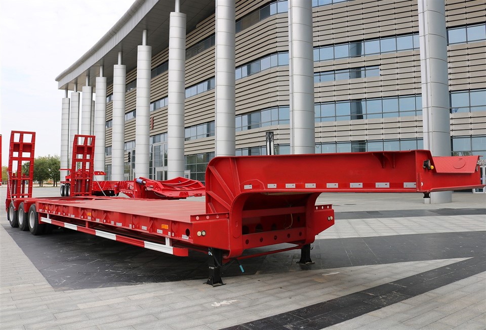 3 Axles 60Ton Gooseneck Low Bed Semi Trailer